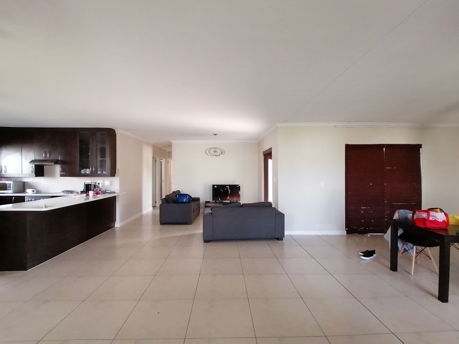To Let 3 Bedroom Property for Rent in Sunningdale Western Cape